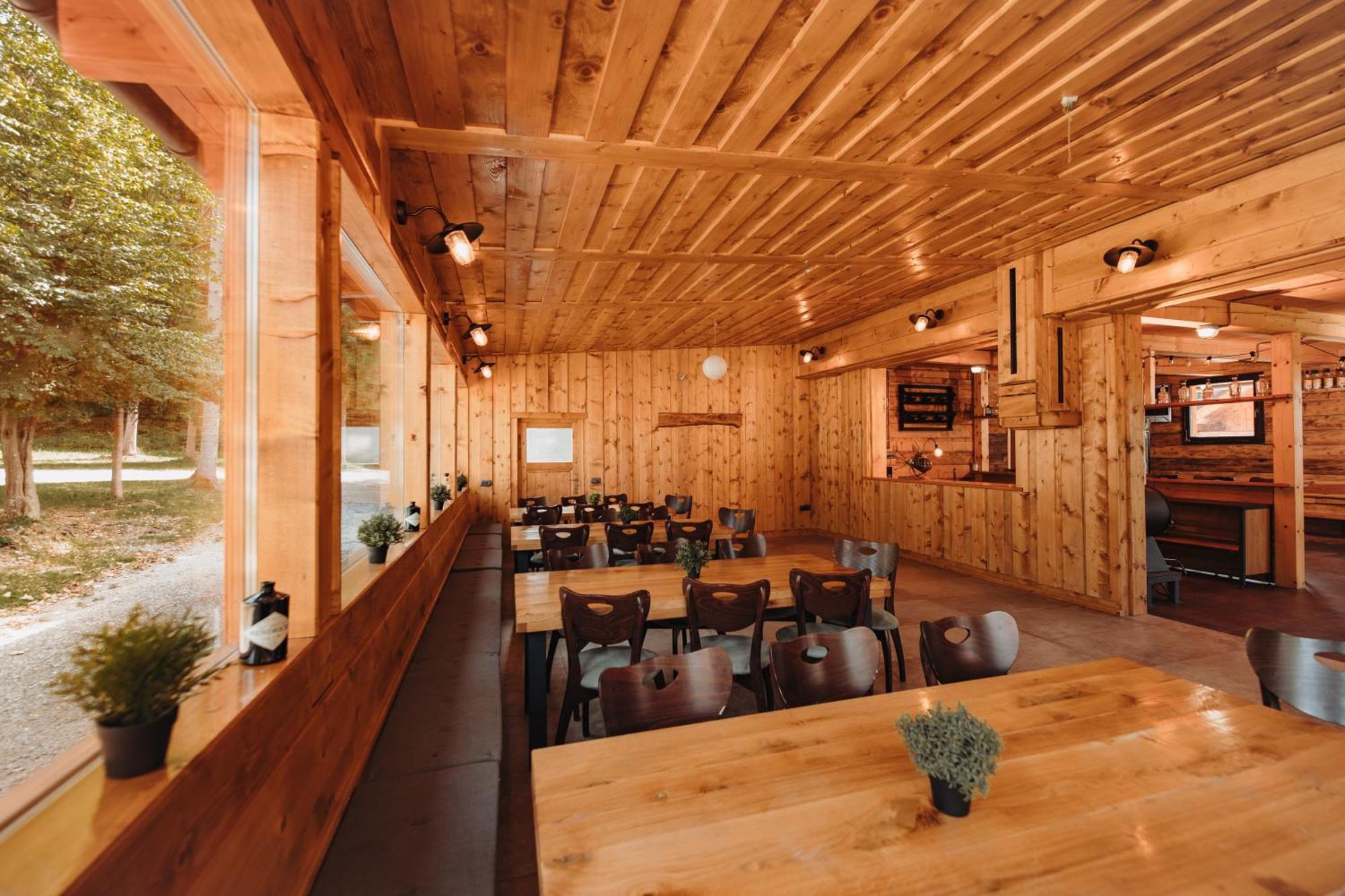 Ranc Mackadam Ranch Mackadam Villa Trzic Exterior photo